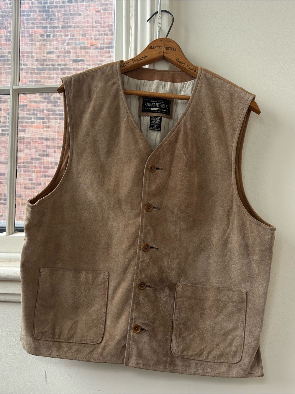 Vintage Banana Republic Men's Suede Vest